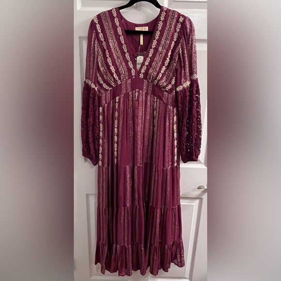 Verb for Anthropologie Blaise Embroidered Lace Maxi - Picture 5 of 8